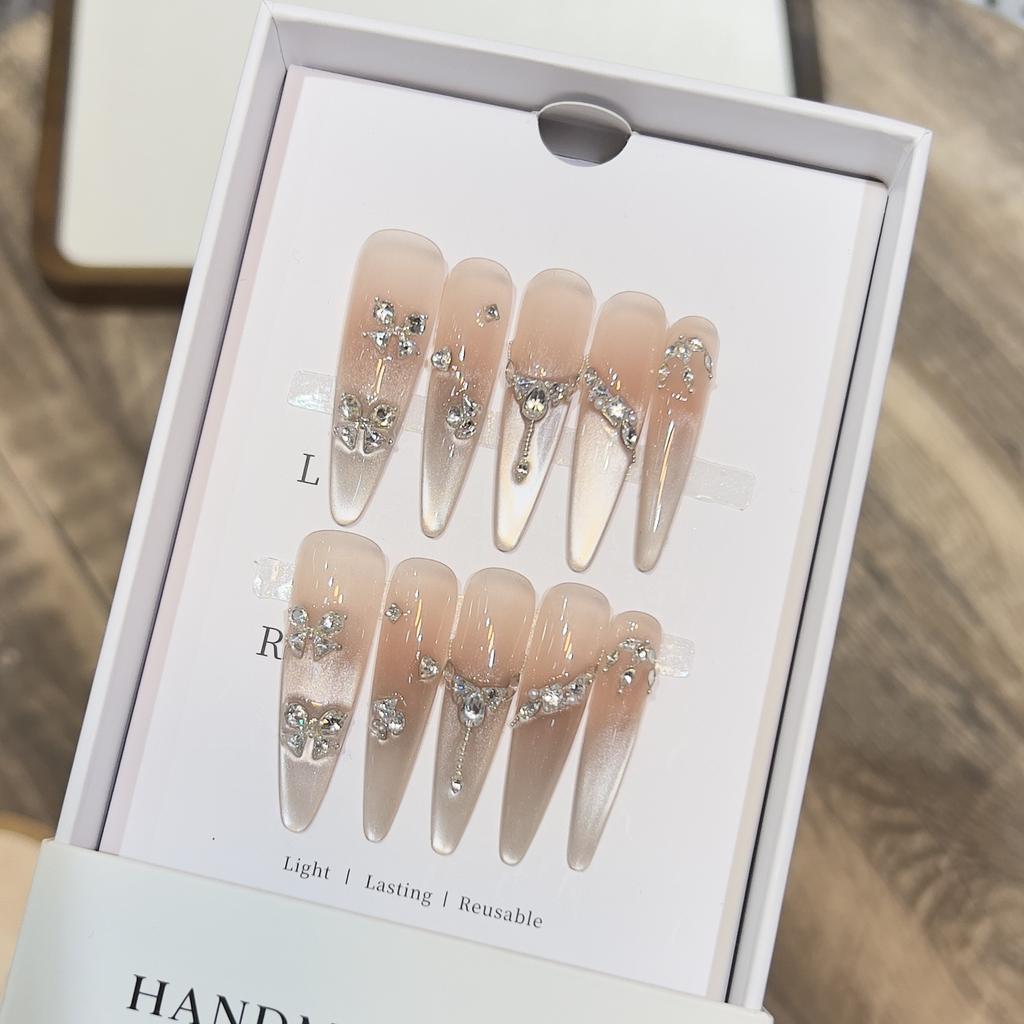 Hand-woven Armor High-end Nude Blush Dense French Cat Eye Nail Art