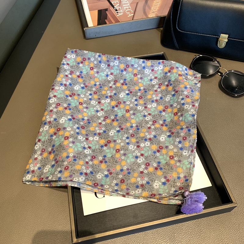 Trend Versatile Small Fragrance Style Versatile Floral Stacking Wear Niche Sunshade Scarf Silk Scarf Accessories Silk Scarf Small Square Scarf