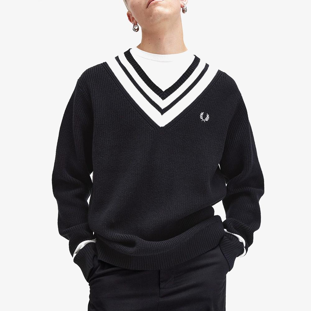 Fred Perry [Острый] Вязаный джемпер с V-образным вырезом и полосатой отделкой (102) Afpm2438541-102
