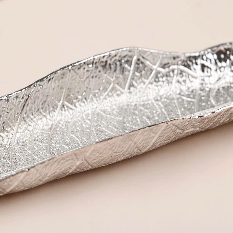 Golden Leaf Fragrant Plug in Incense Holder Alloy Antique Bodhi Leaf Sleeping Incense Sandalwood Support Incense Insert Ornament