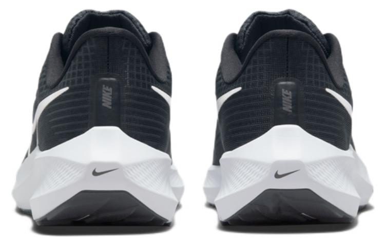 Nike Air Zoom Pegasus 39 Черно-белый Женские DH4072-001