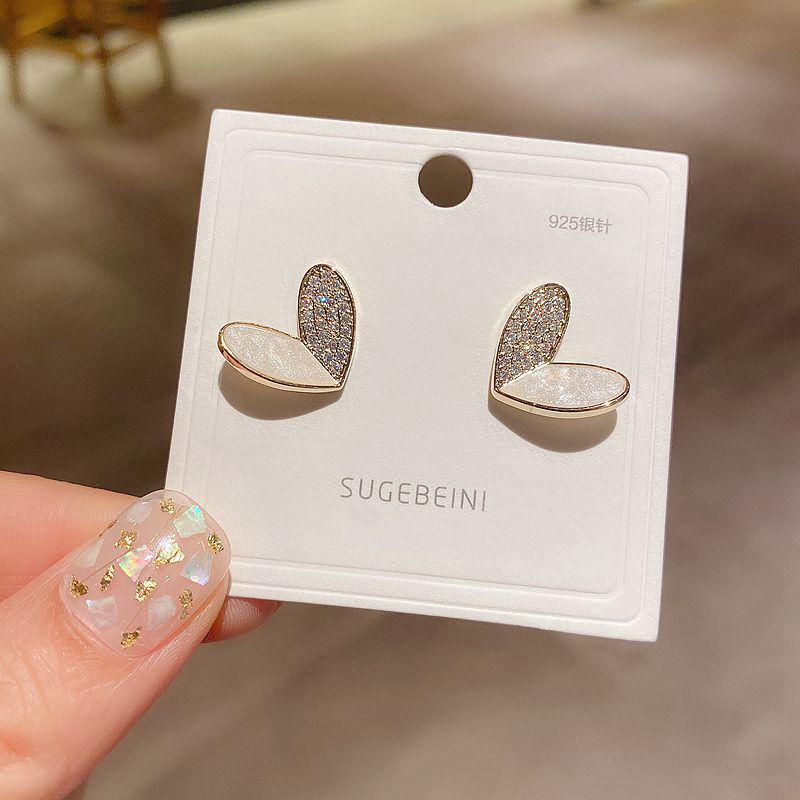 White Heart Stud Earrings for Women Girl Korean Love Drop Glaze Aesthetic Daily Life Minimalist Jewelry Piercing Earrings