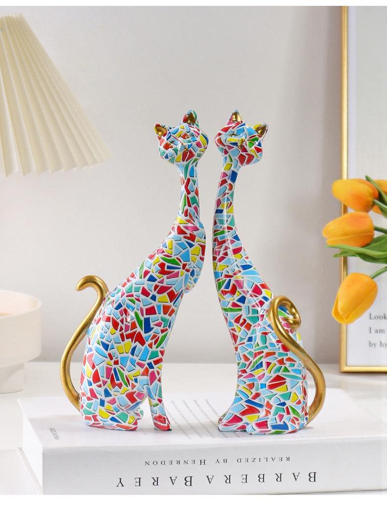 Фигурка кошки в европейском стиле с имитацией текстуры дерева - Декор из смолы ручной работы на День святого Валентина