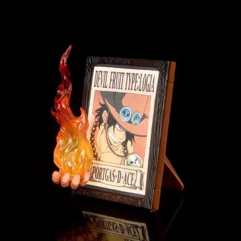 ONE PIECE Top War, Луффи, Марко, Белоус, Фоторамка, Разыскивается, Украшение, Фигурка в пакете