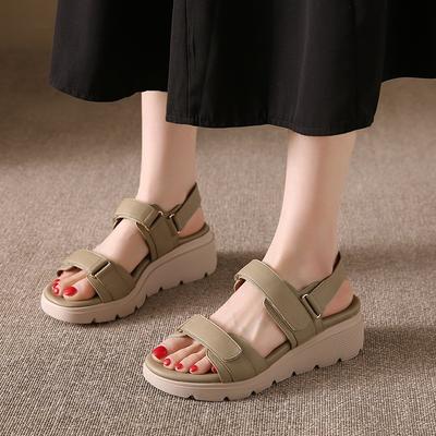 Лето 2025 Новые сандалии на толстой подошве и танкетке, легкие, нескользящие, удобные, повседневные, спортивные, на липучке, римские