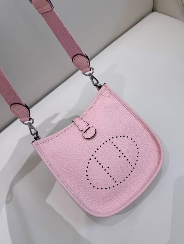 Evelyn Cowhide Crossbody Bag with Hollowed-Out Design – Fashionable, Versatile Single Shoulder Bag for Commuting