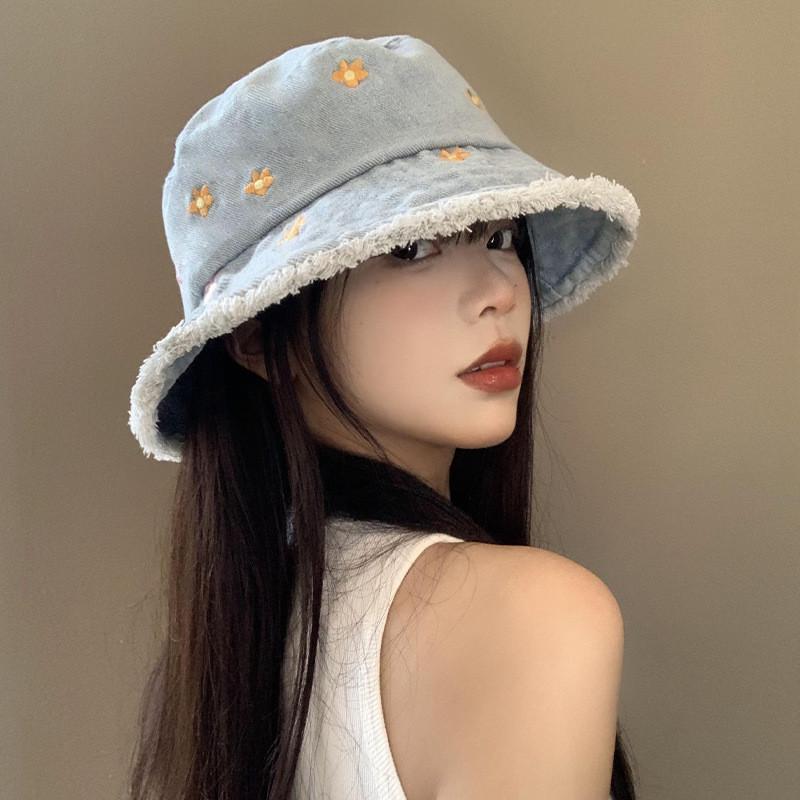Floral Denim Embellished Fishing Hat For Comfortable Spring Wear For Everyone