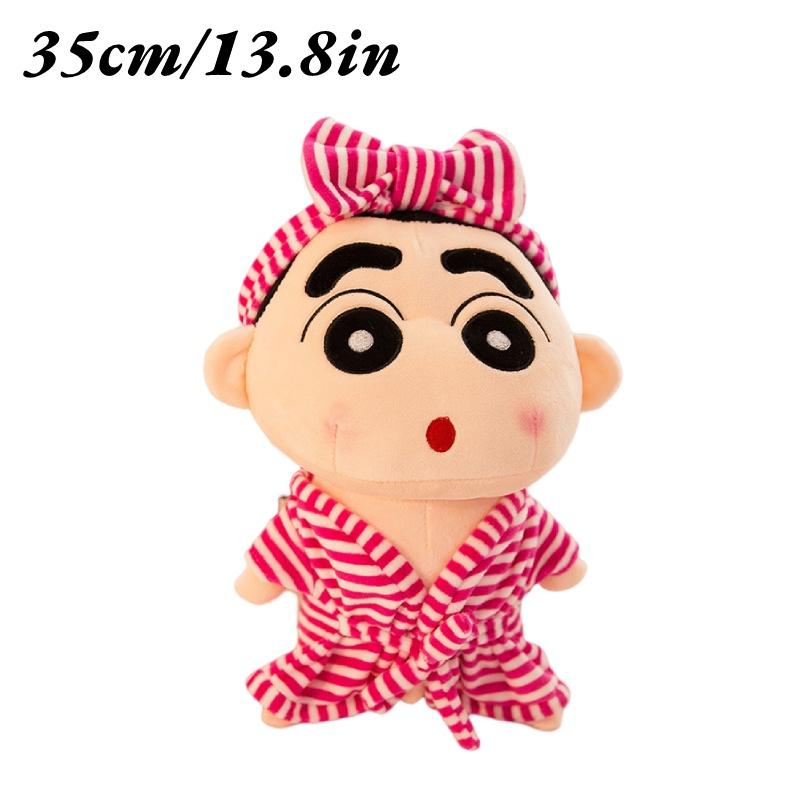 Мягкая плюшевая подушка «Крейон Шин-чан» из приятной на ощупь ткани — отличный подарок на день рождения.