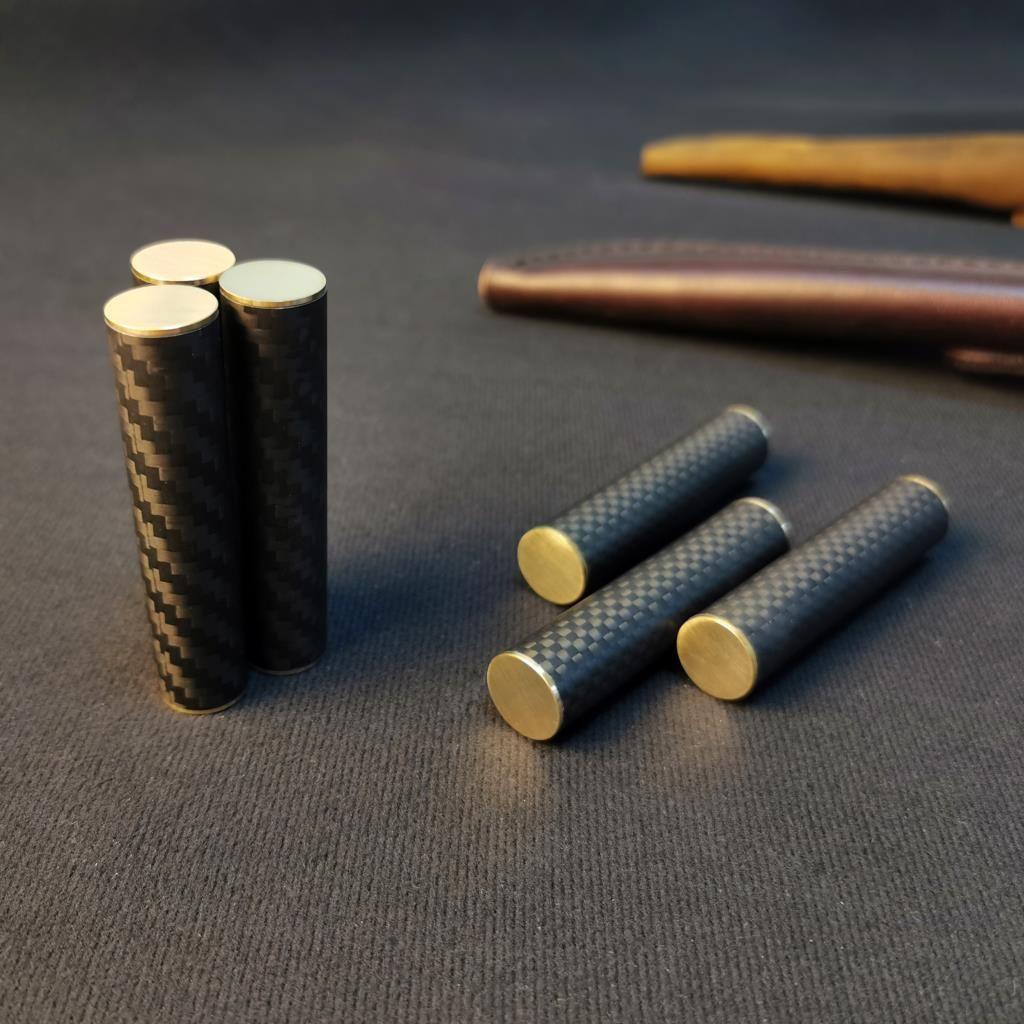 Антистрессовые палочки для пальцев Набор из трех магнитных игрушек из углеродного волокна, инструменты для успокоения настроения.