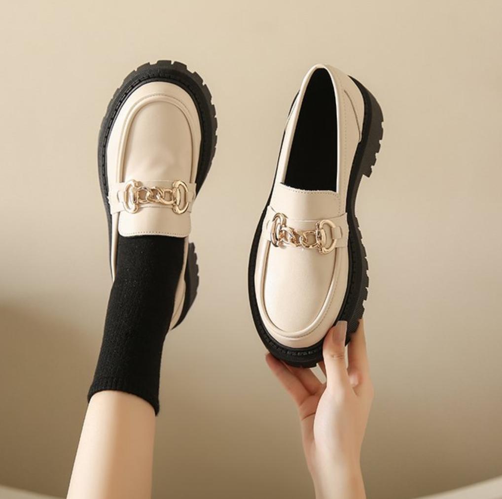 Мода 2024 Женские Весенние Новые Черные Туфли на Плоской Платформе Женские Лоферы Слипоны Туфли-лодочки Металлический Дизайнерский Повседневный Кожаный Оксфорды