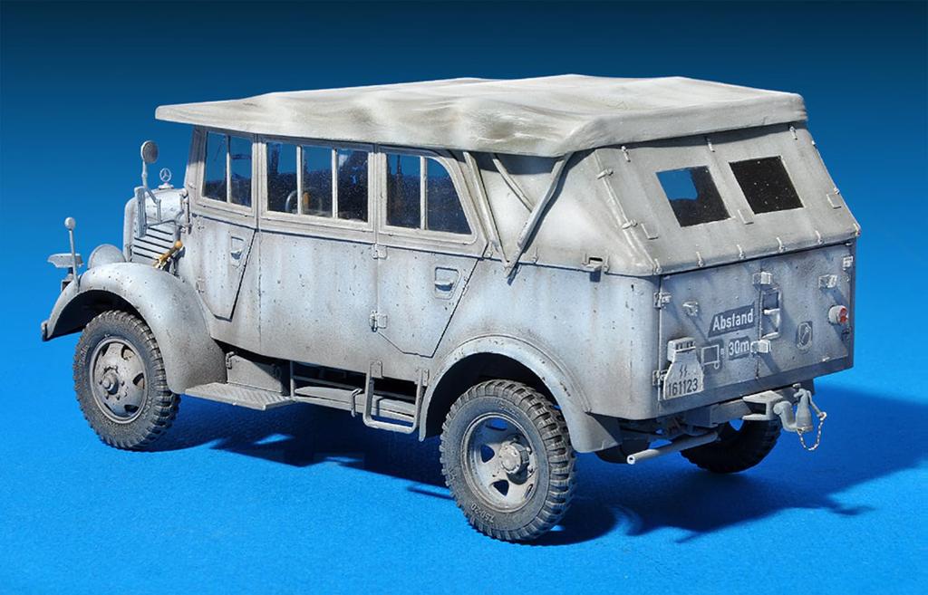 Пластиковая модель немецкой армейской транспортной машины Miniart L1500A Kfz.70 в масштабе 1/35