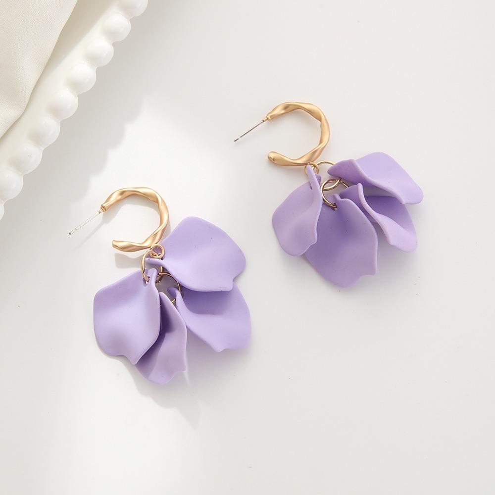 Модные серьги-лепестки с кисточками для женщин