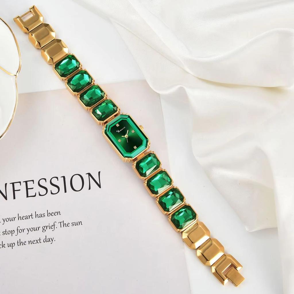 Luxury Diamond Fashion Women's Watch Small Golden Square Dial Quartz Watch for Women Bracelet Watch Relojes Para Damas