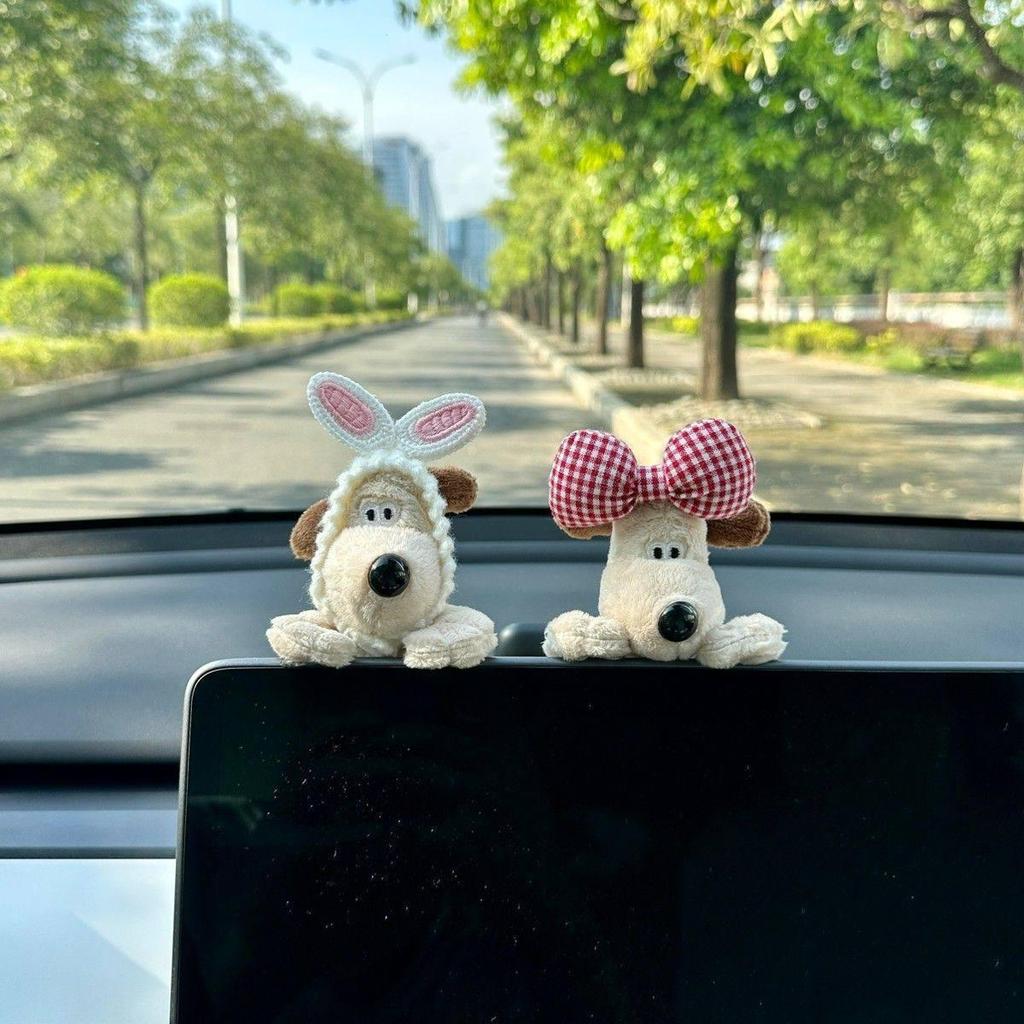Tesla Girls Interior Screen Ornament: Master Dog Car Decoration for Center Console