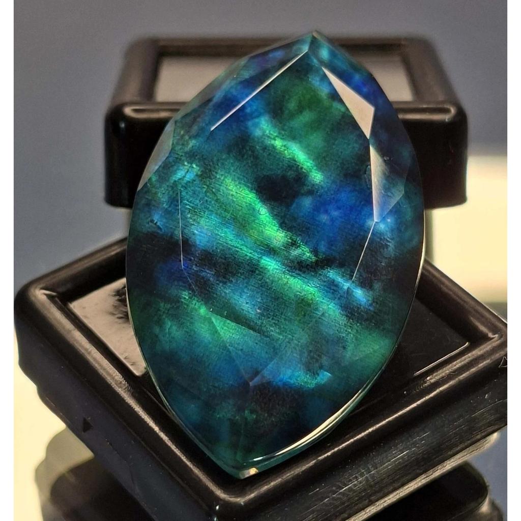 Stunning Ammolite Opal Like Organic Natural Marquise Cut 46-48 Ct Gemstone