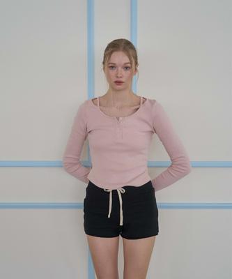 Топ Seoulli Melrose с 3 пуговицами и разрезом [3 цвета]