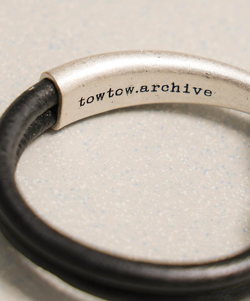 Towtow Архив Браслет из кожи Грит Черный