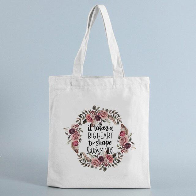 Требуется большое сердце, чтобы сформировать маленький разум, холст, многоразовая сумка для покупок, тканевые сумки на плечо для учителя, модный подарок, большая сумка для покупателя
