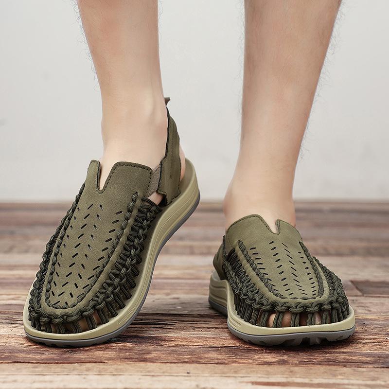 Sandals men's 2026 hollow breathable beach shoes men's woven personalized soft sole one-pedal men's shoes