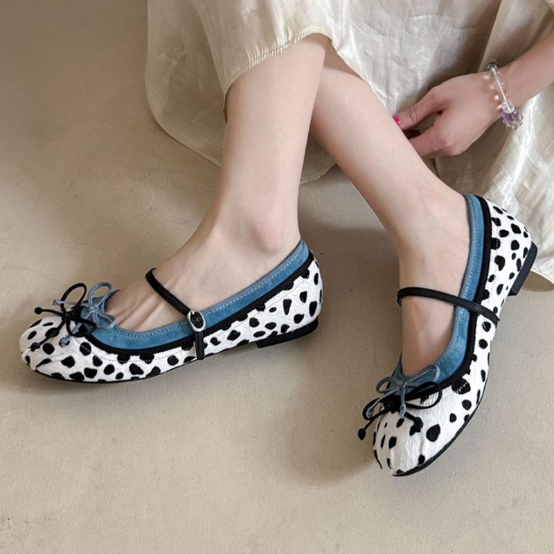 Модные туфли-лодочки с бантом для женщин, удобная спортивная обувь, модные женские сандалии 2025, совершенно новые дизайнерские туфли, женские кроссовки