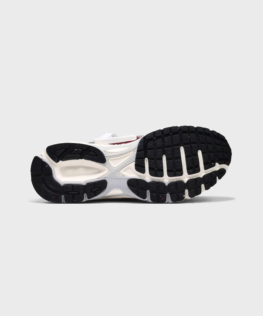 The Mercer Brand (U) The Re-Run White Silver White/Red