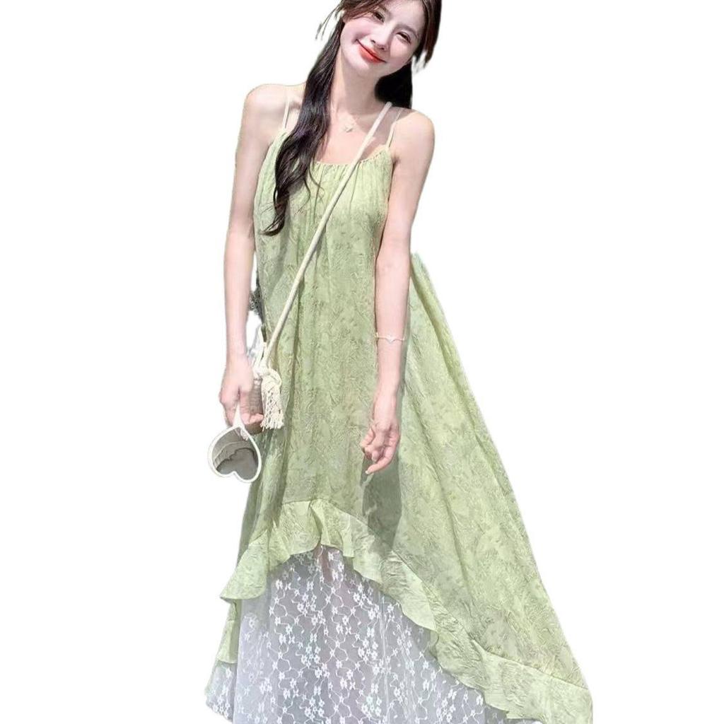 Летнее платье большого размера 2026 года в французском стиле с асимметричными бретелями-спагетти