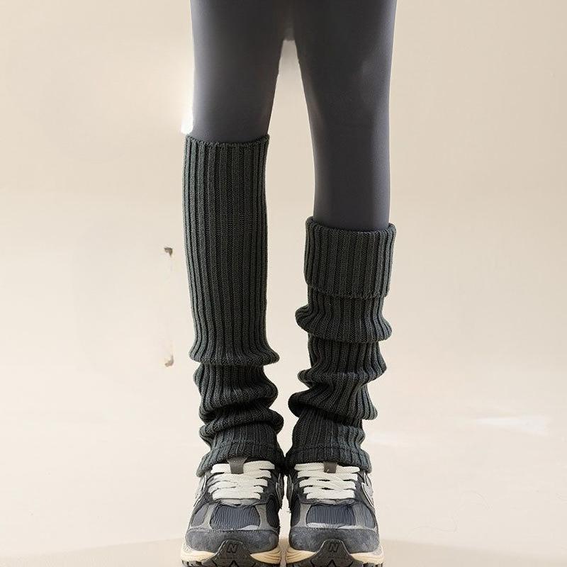 Warm Wool Socks, Pile Socks, Women's Autumn and Winter Flared Socks That Make The Legs Look Slimmer