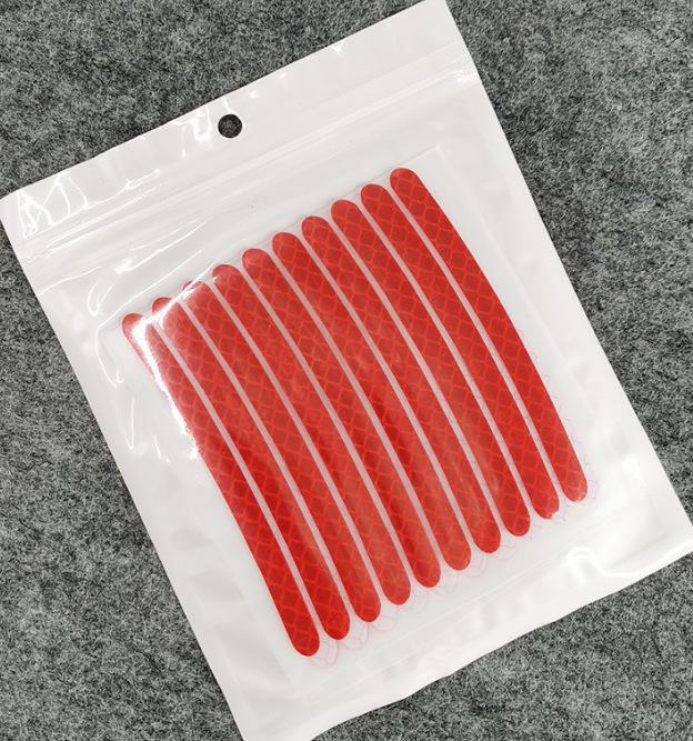 Светоотражающие наклейки на автомобильные и велосипедные шины