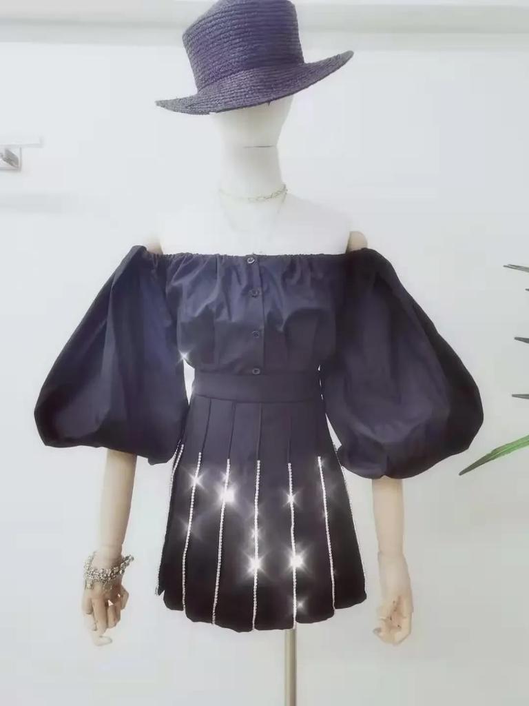 Летняя рубашка на одно плечо с французскими рукавами-фонариками 2021 года для женщин