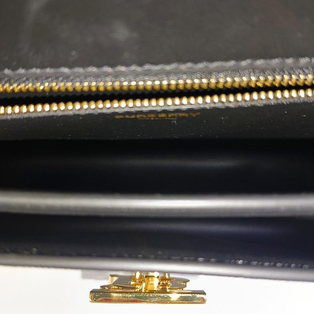 [Pre-Owned] Tb Small Black Leather Embossed Tb Shoulder Bag Crossbody Bag Gold Hardware Detachable Strap - Excellent #1BWBCE