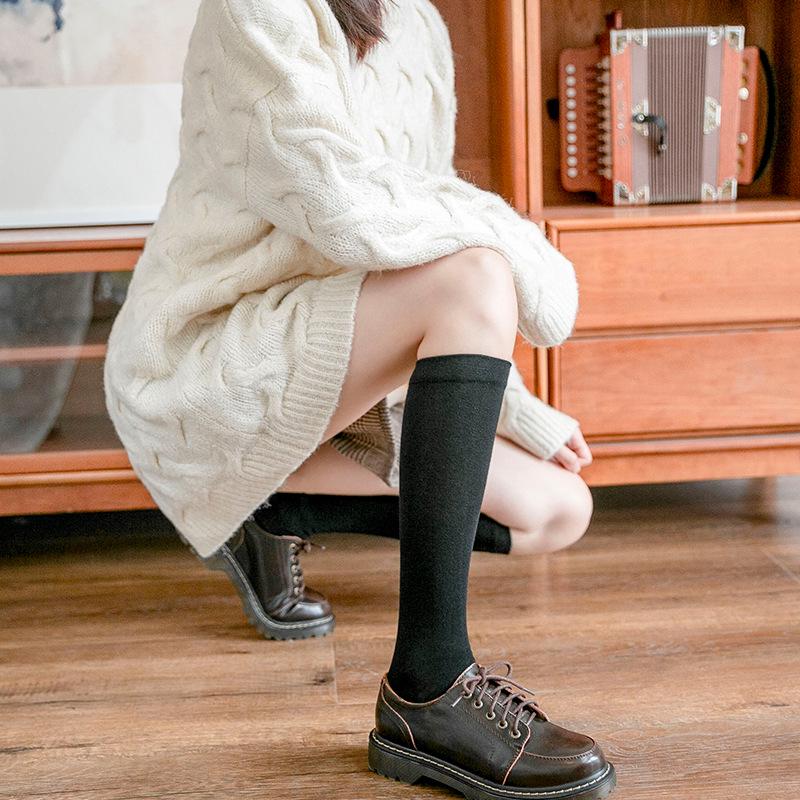 Гольфы Plusox черного цвета для женщин - осенний тренд