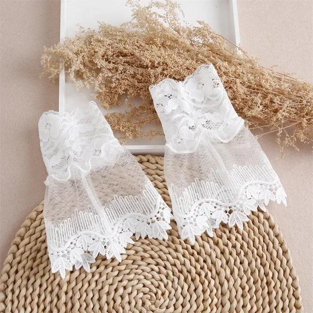Women Detachable Sleeve Fake Cuffs Female Lace Thin Pleated Flare Sleeve False Cuffs Ruffles Wristband Decorative Accessory