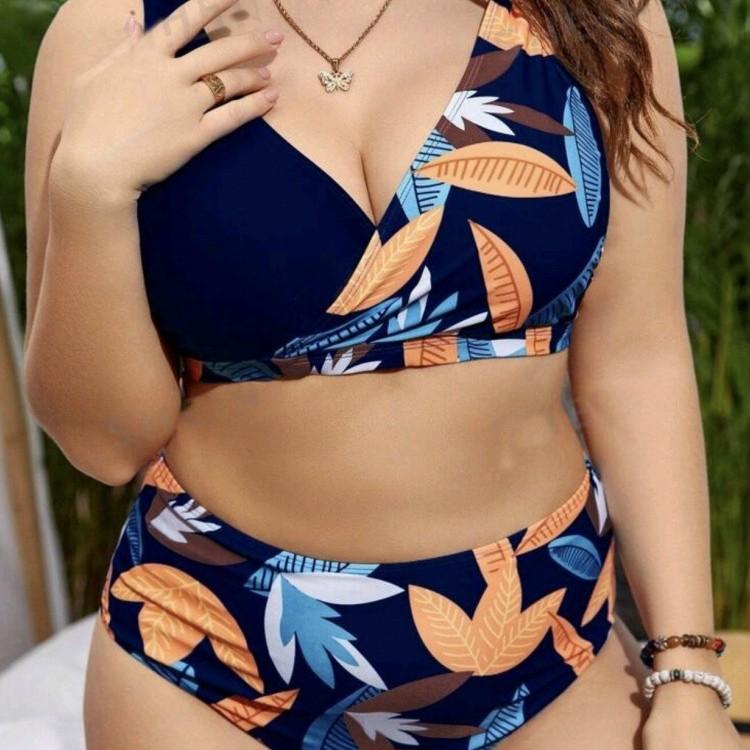 Europe and The United States New Women's Large Size Split Bikini Digital Printing Gather Fashion Swimsuit