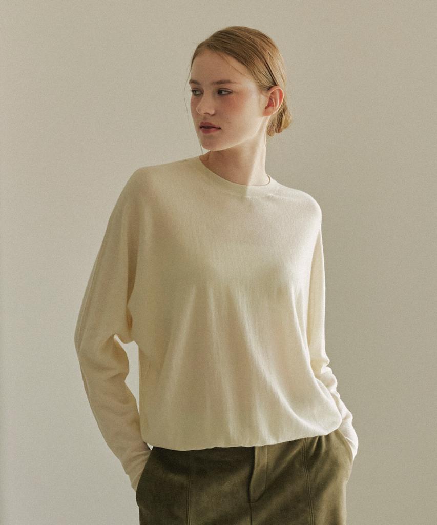JE NE SAIS QUOI Loose Fit Bias Cut Cashmere Knit_ White