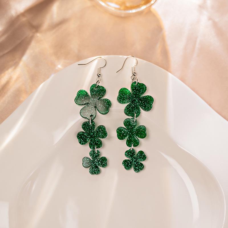 Silver Needle Mori Style Four-Leaf Clover Acrylic Earrings - Fresh, Elegant, Green Shamrock Design