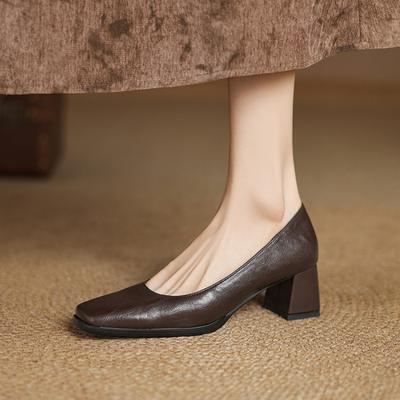 Новая женская модная одинарная обувь однотонная квадратный носок средний каблук большой размер обуви резиновая подошва носить четыре сезона квадратный каблук повседневная женская обувь