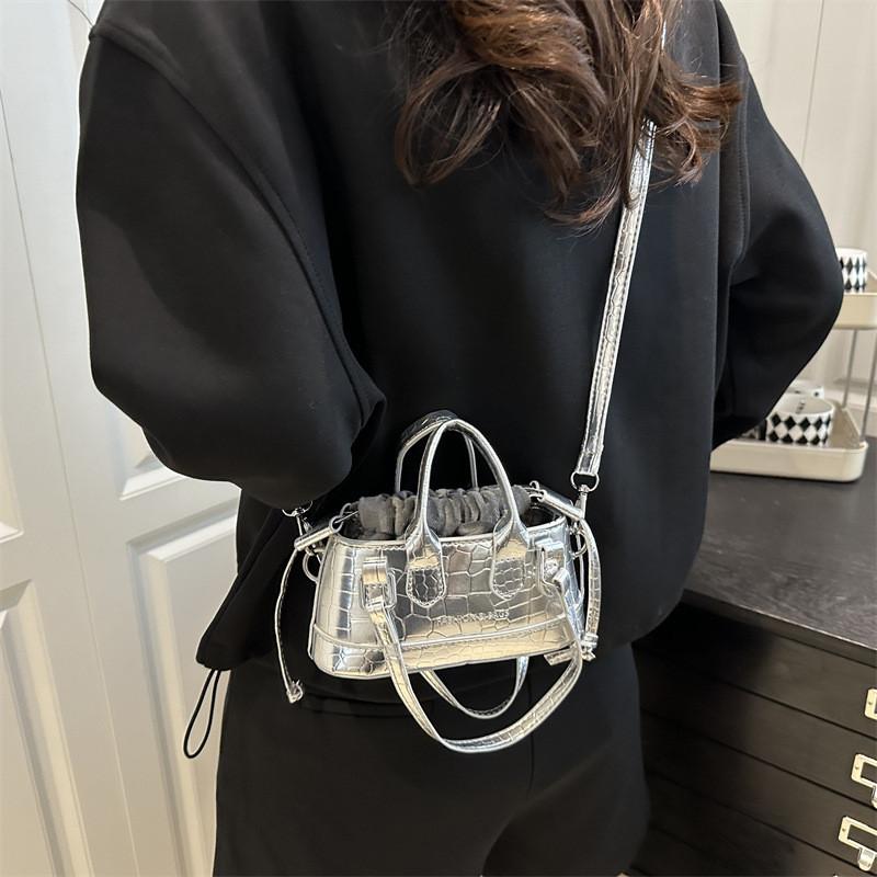 Fashionable Leather Textured Small Shoulder Bag With Inner Phone Pocket