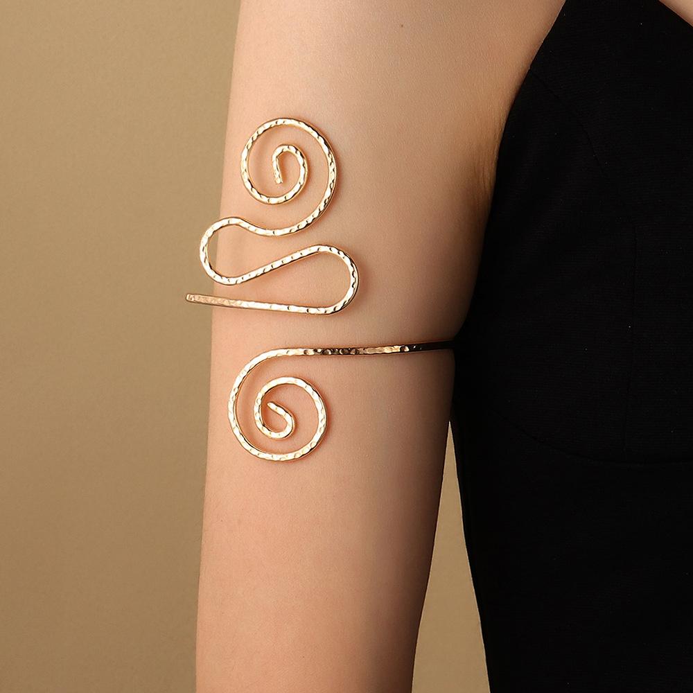 Popular Accessories Hollow Out Geometric Pattern Bracelet Leaf Butterfly Arm Chain