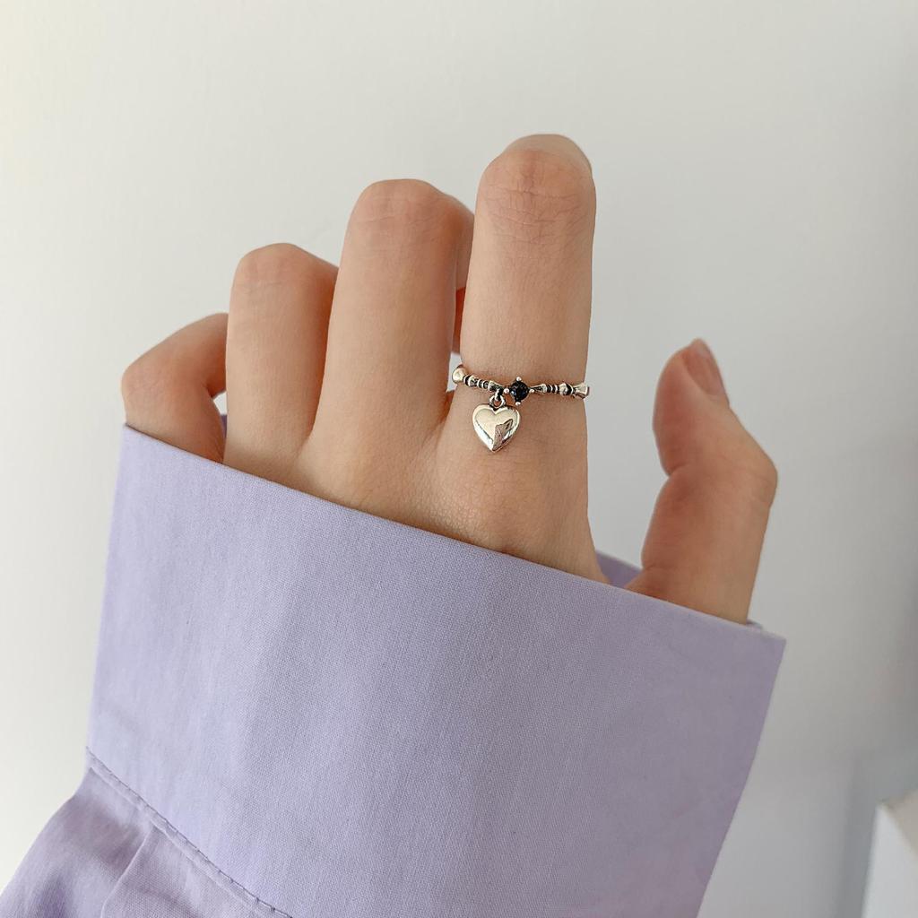 Trendy Minimalist Korean Vintage Stacking Rings for Women - Influencer-Approved Light Luxury Style.
