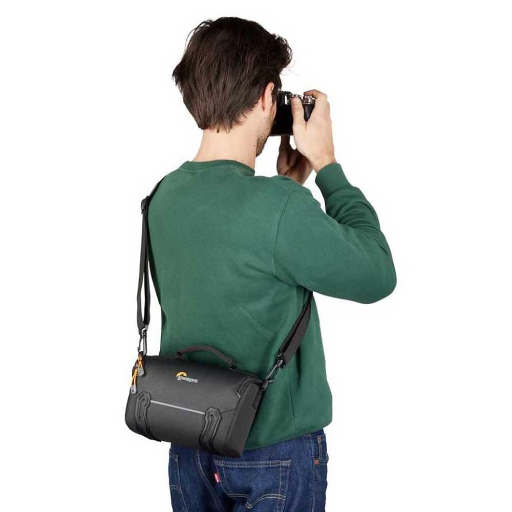 Lowepro Adventura SH 160 III GRL Shoulder Sustainable Green Line for Mirrorless Bag, Series, 4L, Cameras, LP37452-PWW
