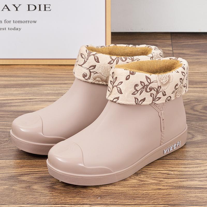 Rain Boots with and Without Fleece Women's Fashion Non Slip Waterproof Short Tube Rubber Shoes  Adult Rain Boots Plus Velvet Warm Rain Shoes