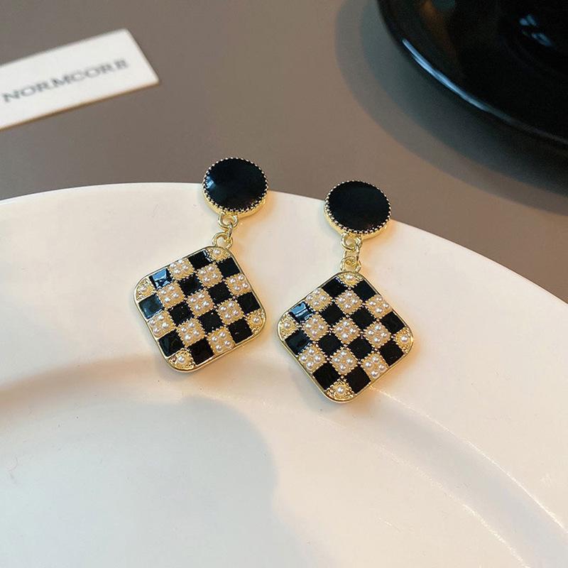 "S925 Silver Needle Geometric Black Checkerboard Earrings - 2023 Light Luxury Design for Women"