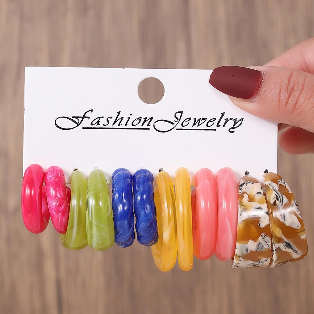Best-selling C-shaped stud earring set, Korean fashionable acrylic sweet earrings