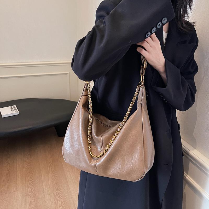 Ретро простая дизайнерская сумка женская большой вместимости 2025 новая повседневная универсальная сумка через плечо рабочая сумка-тоут