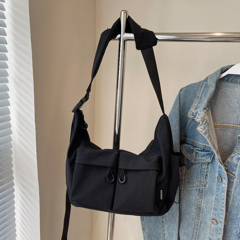 Japanese Large-capacity Commuter Bag Messenger Bag Women's 2025 New Large-capacity Student Casual Simple Fashion Shoulder Bag