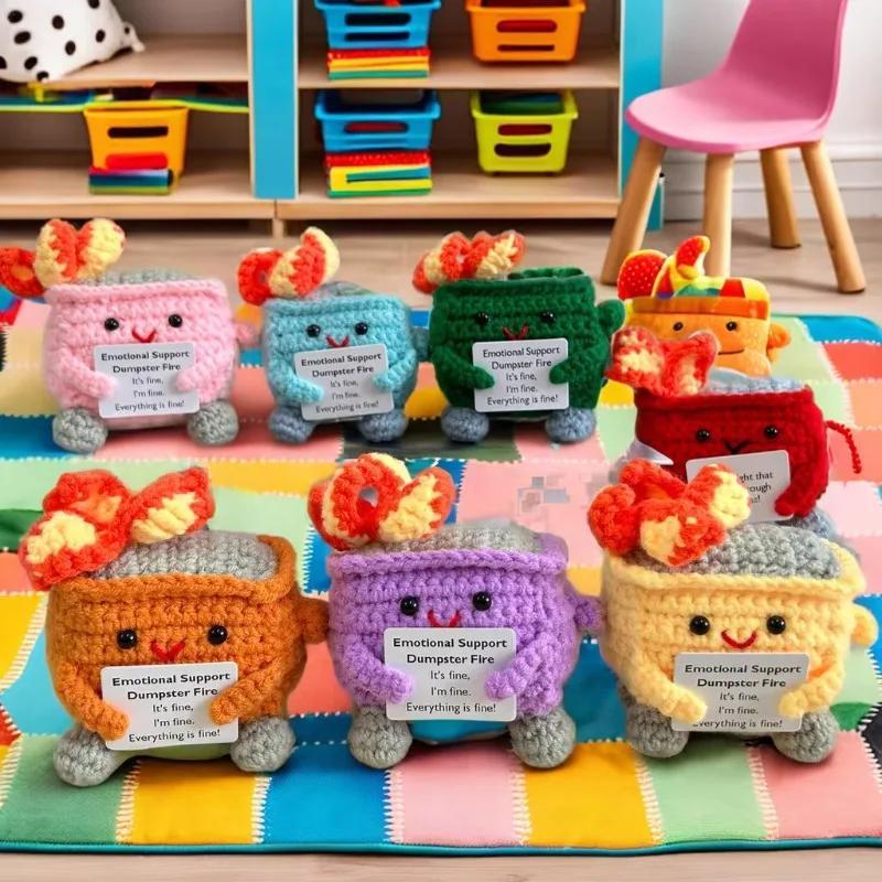 Вязание крючком мусорного контейнера Пожарная эмоциональная поддержка мусорного контейнера Пожарная поддержка коллега Позитивный Вязание крючком мусорного контейнера Пожарная кукла Игрушка Подарки