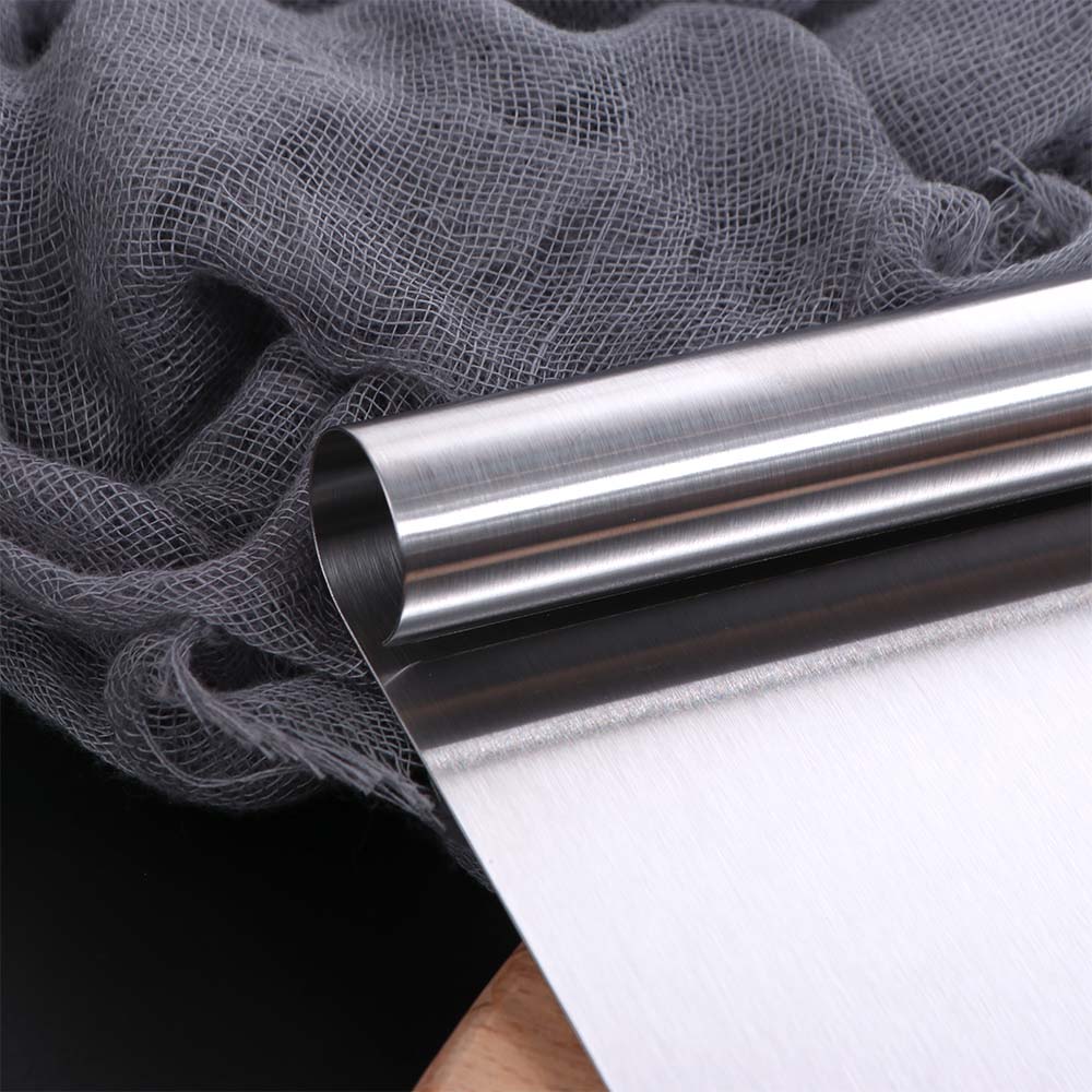 Easy To Clean Stainless Steel Dough Cutter Curled Edge Integrated Bench Scraper Manual Graduated Pizza Scraper Cake