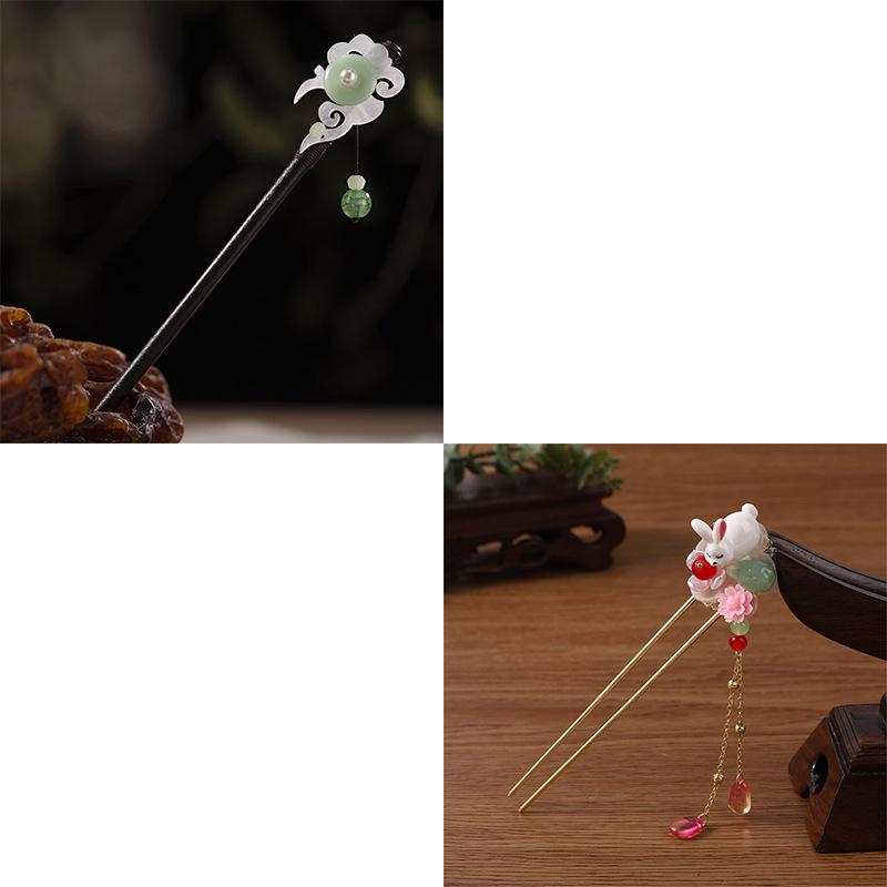 Jade Rabbit Tassel Hairpin: Traditional Qipao Updo Accessory for Women