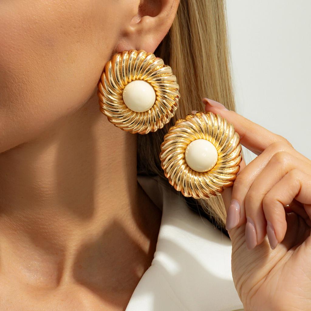 SHIXIN 4 Colors Exaggerated Geometric Round Large Stud Earrings Women Retro Inlaid Resin Acrylic Spiral Earrings Party Jewelry