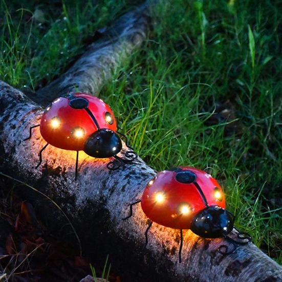 Садовая статуя божьей коровки, светильник на солнечной энергии, светодиодный декоративный светильник из кованого железа, ландшафтный светильник для двора